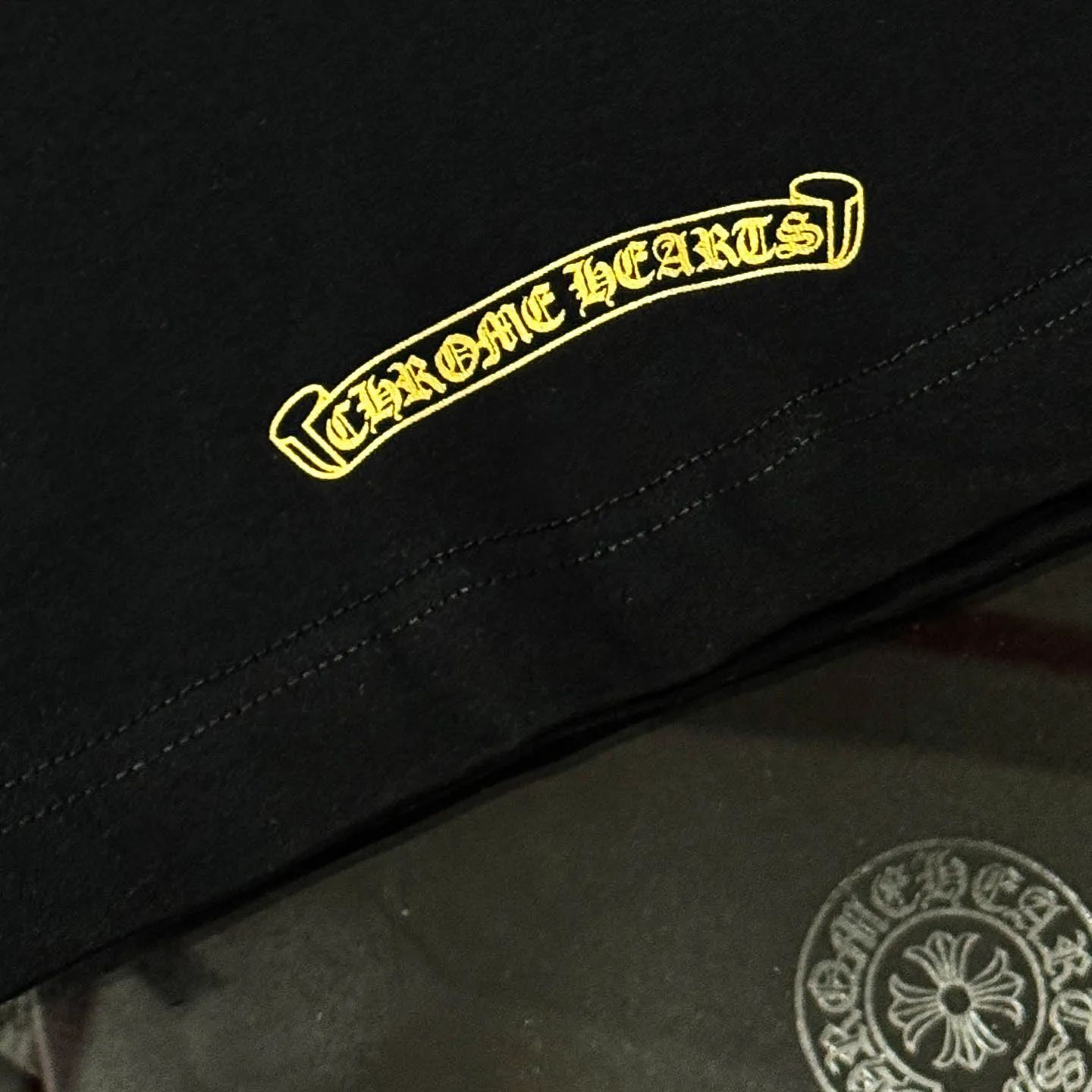 P170 Chrome Hearts 25 high version fabrics made of 300 grams of high-density cotton, no deformation, no shrinkage, complete with three labels, same style for men and women Process: imported hot stamping Color: white black SIZE: S-XL